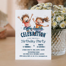 Duas crianças felizes com Festa de aniversário dup