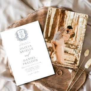 Convite Dusty Blue Floral Crest Monograma Casamento Elegan