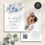 Convite Dusty Blue Florals Sobreposição de Foto Código QR<br><div class="desc">Casamento de Código QR de Sobreposição de Fotos de Florais Azul Dusty. Disponível digitalmente e impresso. Os florais elegantes azul-claro-claro-branco-esverdeados, descem do topo. O Casamento de está em um roteiro de estilo de escrita manual. Personalize facilmente o resto do texto para seus próprios detalhes. Substitua a imagem de exemplo no...</div>