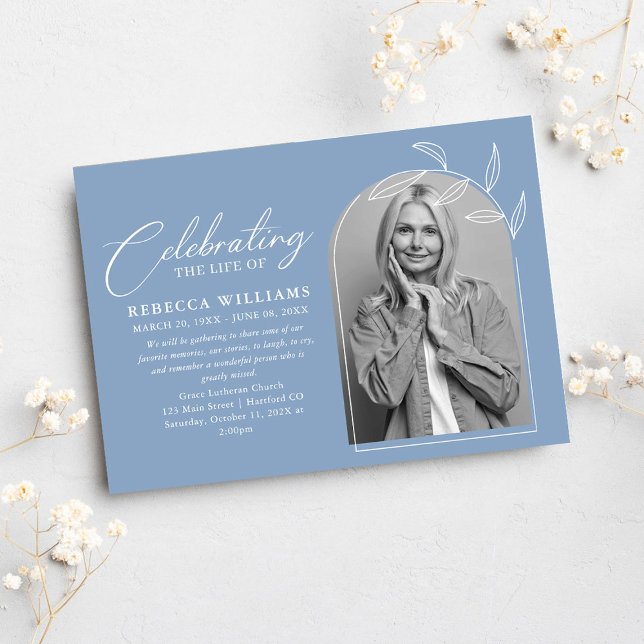 Convite Dusty Blue Foto Celebração do Funeral da Vida (Criador carregado)