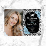 Convite Dusty Blue Rosas Black Damask Foto 50th Birthday<br><div class="desc">Elegante convite floral feminino para o 50º aniversário com sua foto. Design azul brilhante branco-claro, poeirento e poeirento, com prata brilhante falso. Apresenta cor damasco preta e branca, rosas azuis, fonte de script e confetti. Perfeito para uma festa de comemoração de na moda adulto. Personalize com seus próprios detalhes. Pode...</div>