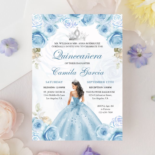 Convite Dusty Blue & Silver Princesa Floral Quinceañera (Criador carregado)