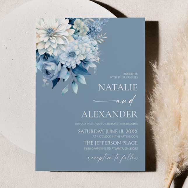 Convite Dusty Blue White Floral Flower Garden Wedding (Criador carregado)