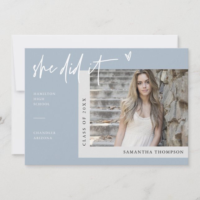 Convite Dusty Blue Winter Modern Ela Fez Isso Formando Fot (Frente)