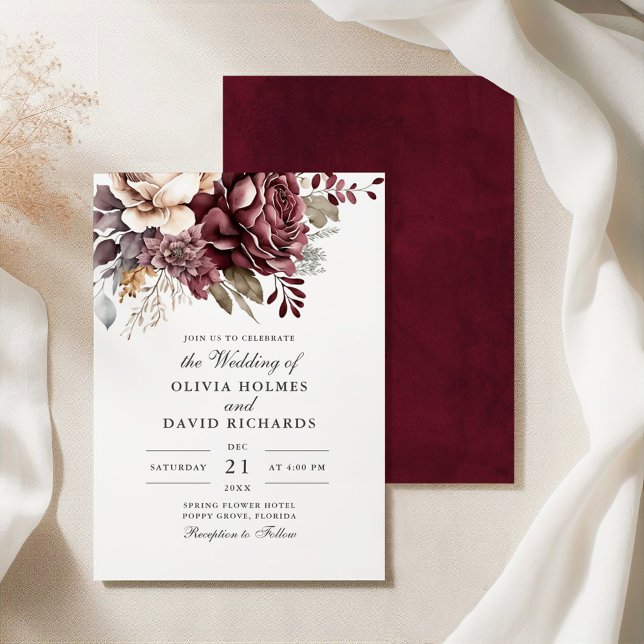 Convite Dusty Rosa e Burgundy Floral Boho Wedding (Dusty Rose and Burgundy Floral Boho Wedding Invitation on a silk tablecloth.)