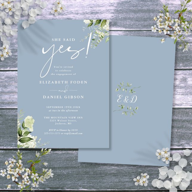 Convite Ela Disse Sim Floral Dusty Festa de noivado (She Said Yes Floral Dusty Blue Engagement Party Invitation)
