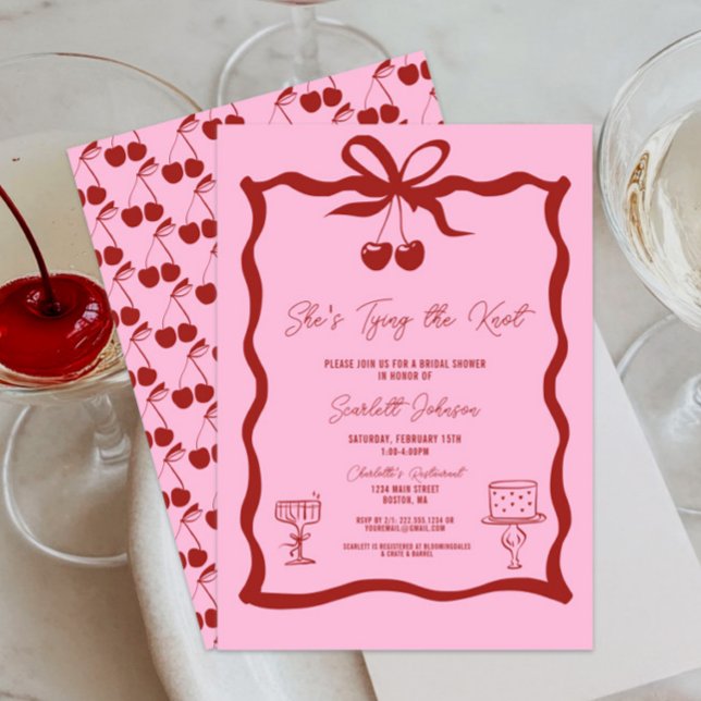 Convite Ela é Casando Arco de Cherry Red Chá de panela (Pink and Cherry Red She's Tying the Knot Bow Bridal Shower Invitations, Chic Trendy, Wavy, Cherries)