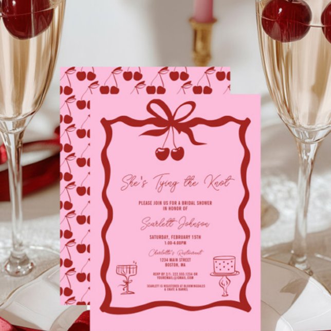 Convite Ela é Casando Arco de Cherry Red Chá de panela (Pink and Cherry Red She's Tying the Knot Bow Bridal Shower Invitations, Chic Trendy, Wavy, Cherries)