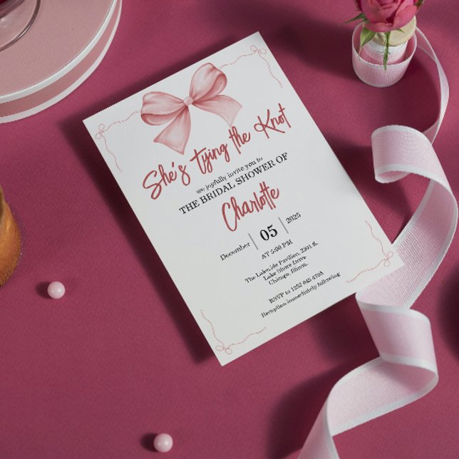 Convite ela é casando de Arco rosa (cute watercolor She’s Tying the Knot Bridal Shower Invitation soft red satin bow, coquette bow)