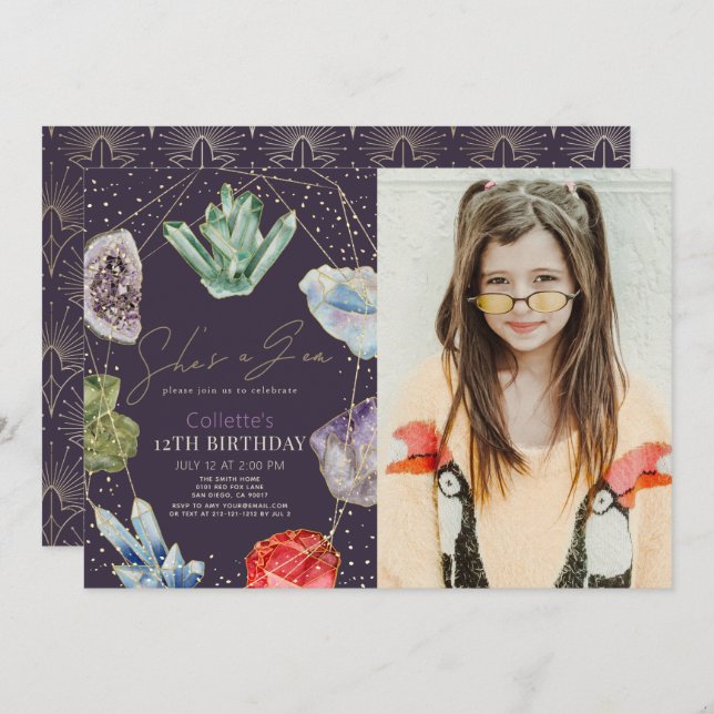 Convite Ela é uma foto de aniversário do Gemstone Crystals (Frente/Verso)