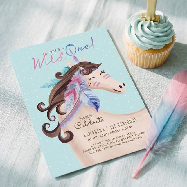 Convite Ela é uma selvagem tribal de aquarela (Pink Sweet Watercolor Unicorn Horse 1st Birthday Invitation)