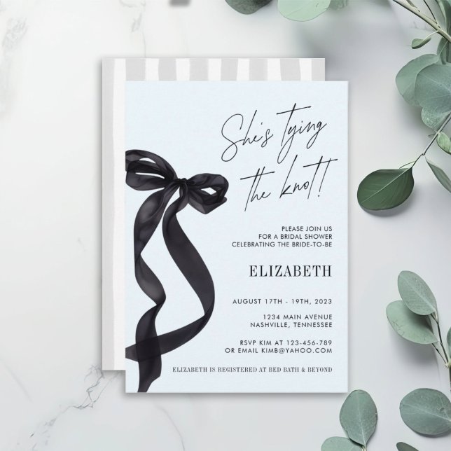 Convite Ela Está Amarrando o Laço Festa de Chá de Noiva co (Criador carregado)