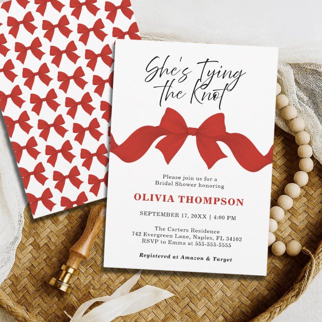 Convite Ela Está Dando o Nó Laço Vermelho Chá de Noiva (Criador carregado)