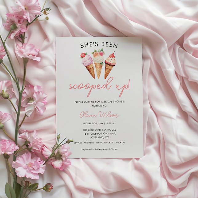 Convite Ela Foi Levada – Churrasco de Noiva de Sorvete (She's Been Scooped Up – Ice Cream Bridal Shower Invitation with Pink & Purple Floral Brunch Theme)