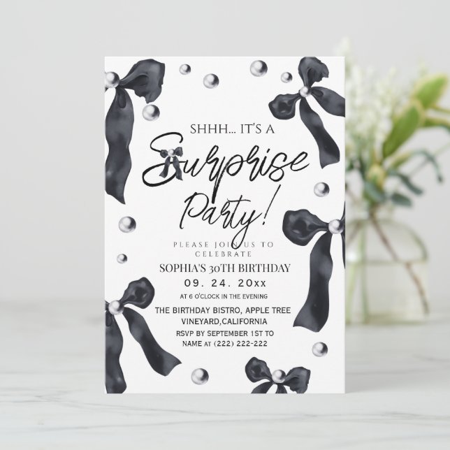 Convite Elegant Black Bow 30th Birthday Party  (Em pé/Frente)