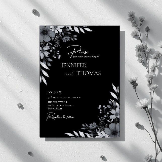 Convite Elegant Black & White Floral Hand-Drawn Wedding (Criador carregado)