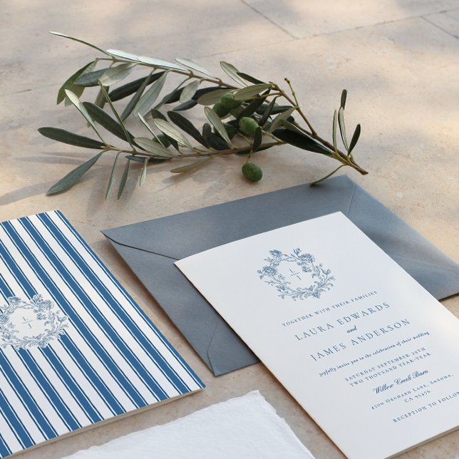 Convite Elegant Blue Floral Crest Striped Back Wedding (Criador carregado)