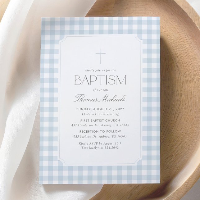 Convite Elegant Blue Gingham Cross Boy Baptism (Criador carregado)