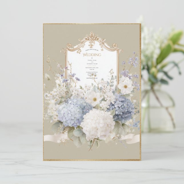 Convite Elegant Blue Hydrangeas Vintage Wedding (Em pé/Frente)