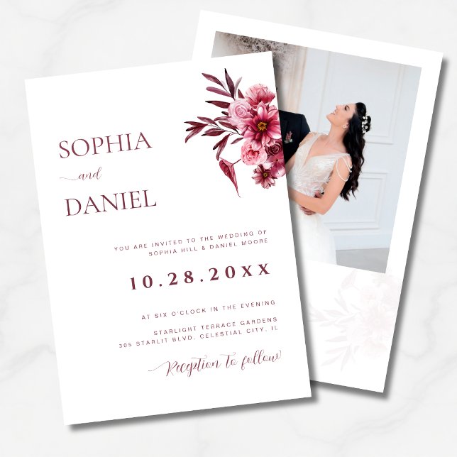 Convite Elegant Burgundy Floral Photo Wedding Invitation  (Criador carregado)