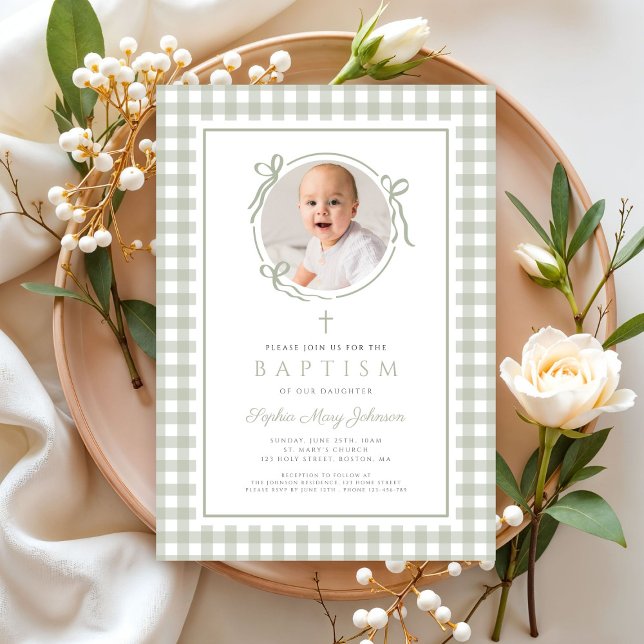 Convite Elegant Sage Green Gingham Bow Photo Girl Baptism (Elegant Sage Green GIngham Bow Photo Girl Baptism Invitation)