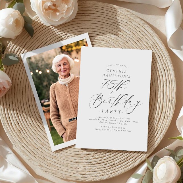 Convite Elegant Script Calligraphy 75th Birthday Photo  (Criador carregado)