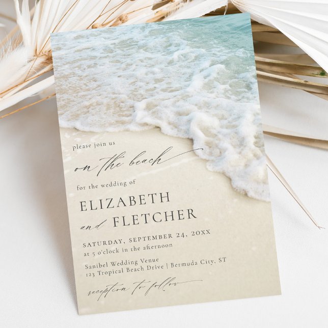 Convite Elegant Script On The Beach Wedding (Criador carregado)