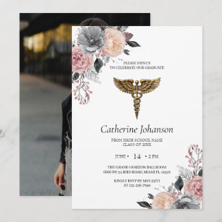 Convite Elegant White Floral Nursing Graduation Invitation