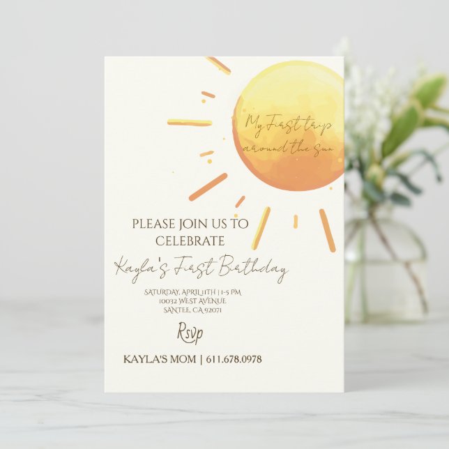 Convite Elegante Amarelo Celestial Sol Aniversário Neutro  (Em pé/Frente)