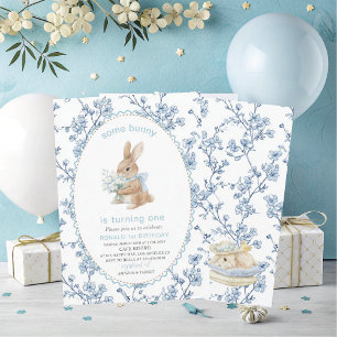 Convite Elegante Aquarela Um 1º Aniversário algum coelho G