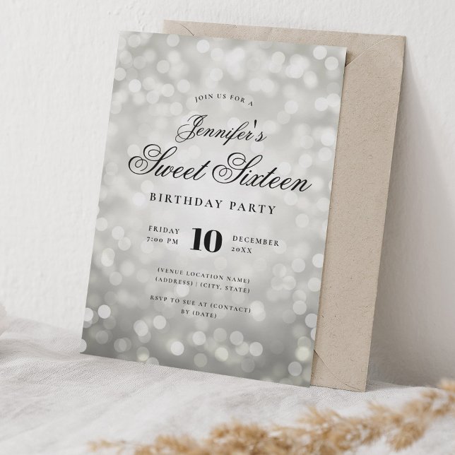 Convite Elegante Bokeh Lights Script Formal Sweet 16 Silve (Elegant Bokeh Lights Formal Script Sweet 16 Silver Invitation)