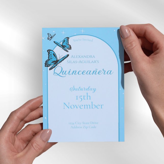 Convite Elegante Borboleta Azul Claro Quinceañera - Person (Elegant Light Blue Quinceañera Invitations)