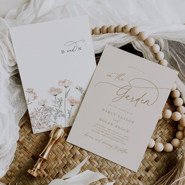 Convite Elegante Charm Monograma Ivory Wildflower Wedding (Elegant Charm Monogram Ivory Wildflower Wedding Invitation)