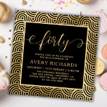 Convite Elegante Dourado 40 Script Black aniversário de 40<br><div class="desc">Chic Elegant Black e Dourado Convite para aniversário de 40 anos de 40 Script. Este convite de aniversário moderno modelo apresenta o na moda "quarenta" texto em uma enorme folha de ouro falso, escrita por caligrafia (ou tipografia) manuscrita com caudas de haste, detalhes da festa em cor dourada sobre fundo...</div>