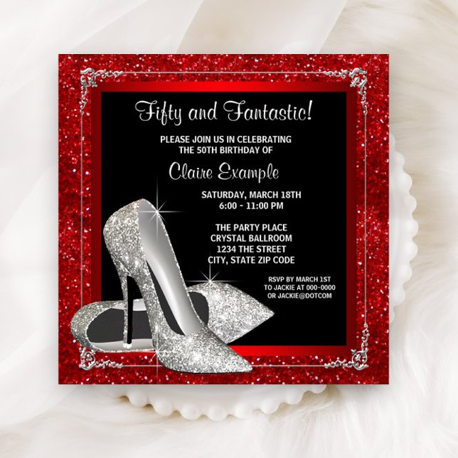 Convite Elegante Festa de aniversário de alto salto vermel (Elegant silver shoes on a beautiful red, black background any number birthday and event invitation.)