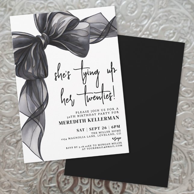 Convite Elegante Festa de aniversário Preta de Arco Branco (Elegant Watercolor Black White Bow Birthday Party Invitation)