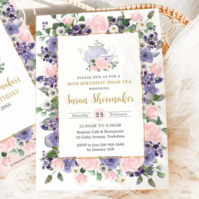 Convite Elegante Festa de Chá de Aniversário com Flores Ro (elegant purple and blush pink floral birthday high tea party invitation card)