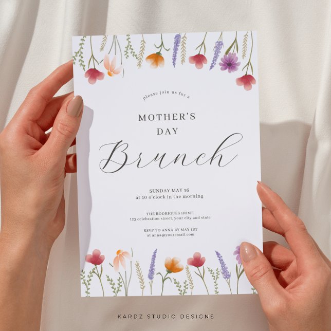 Convite Elegante Floral Dia de as mães Brunch (Mother´s Day invitation, 5 x 7 size. Other sizes and digital downloads available.)