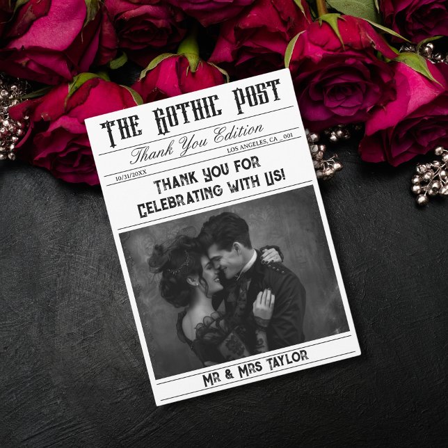 Convite Elegante Foto do Jornal Gótico Obrigado (gothic newspaper thank you card)