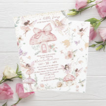 Elegante Jardim de Fadas com Flores Silvestres em 