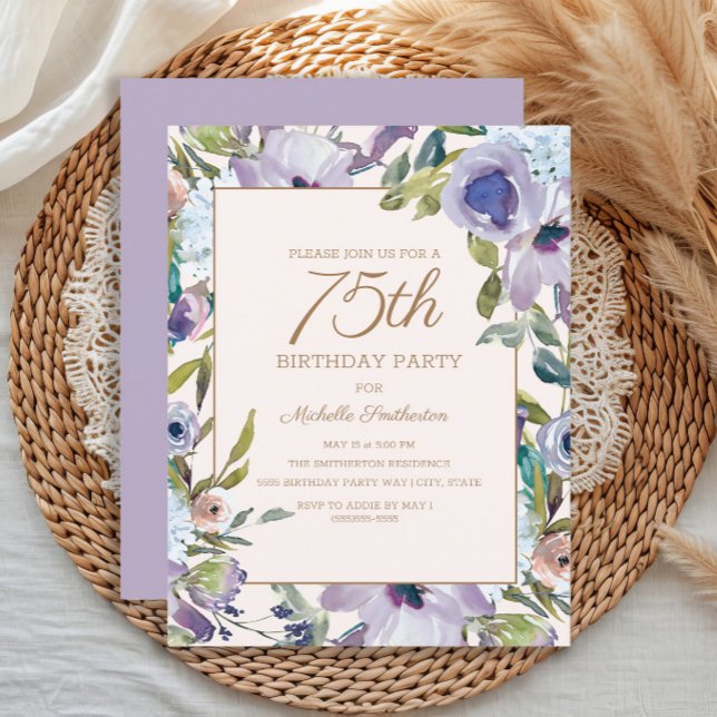 Convite Elegante Lilac Purple Floral Greenery 75º Aniversá (Purple watercolor floral 75th birthday party invitation)