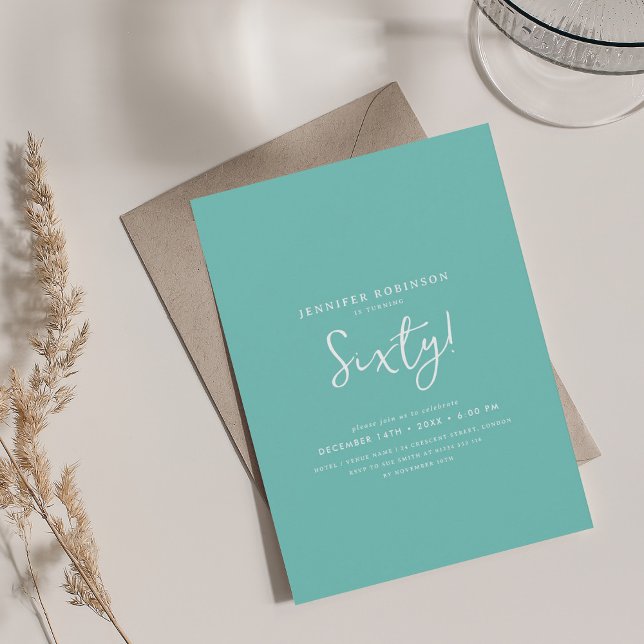 Convite Elegante moderno Script 60th Teal de Festa de aniv (Elegant Modern Script 60th Birthday Party Teal Invitation)