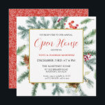 Convite Elegante Rustic Winter Botanic Open House<br><div class="desc">Este modelo de Y quadrado apresenta uma estrutura dourada decorada com galhos de pínus,  bagas vermelhas e cones de pínus. Muito espaço branco lhe dá um sentimento aberto e elegante.</div>