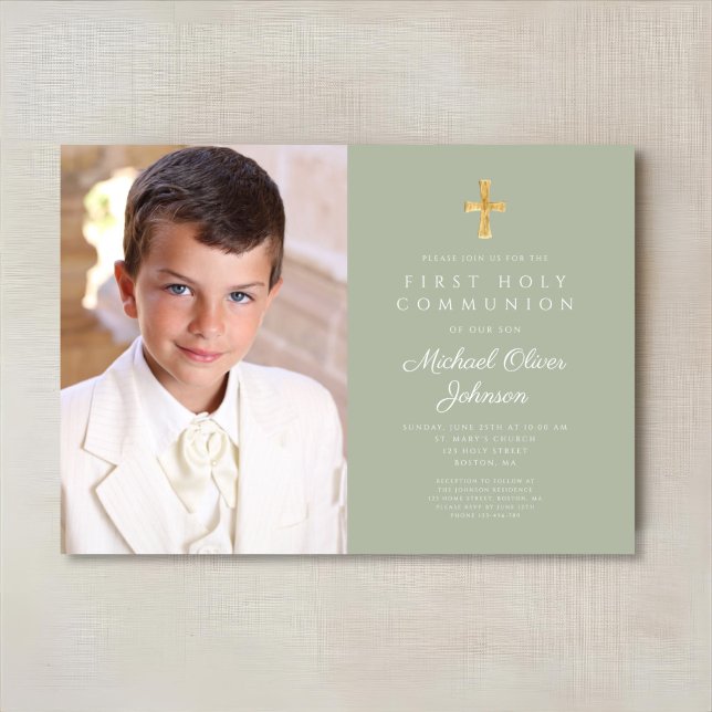 Convite Elegante Sage Green Photo Boy First Communing (Elegant Sage Green Photo Boy First Communion Invitation)