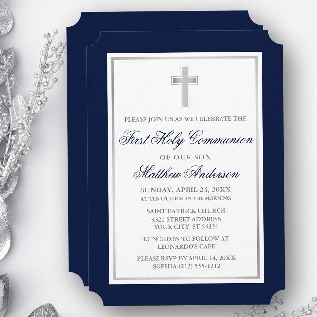 Convite Elegante Silver Cross Blue Primeira Comunhão (Customize to change text size, style, color or to add more text or photos to back of card.)