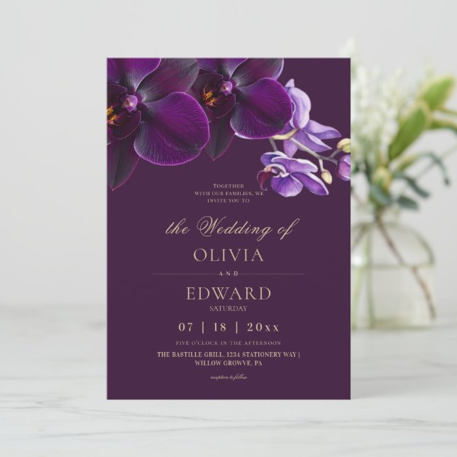 Convite Elegantes Flores de Orquídea Lilás Roxo Casamento  (Em pé/Frente)