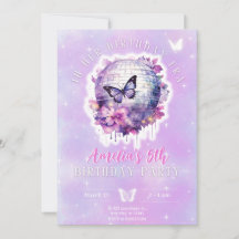 Em seu aniversário, convidada adolescente