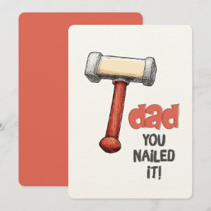 Convite Engraçado Design de Martelo Cômico para o Pai que