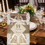 Convite Escrevendo Rustic Door Weding Beige Lace Wood Burl<br><div class="desc">Casamento Russo,  Porta Rústica do Pão de Madeira,  Madeira Branca de Beige e mãozinho hessiano,  Casamento do País,  Hessiana. Com Escrevendo sobre Madeira. Convite para casamento hessiano.</div>