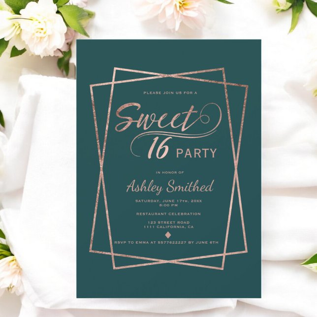 Convite Escrito em ouro rosa moderno emerald green Sweet 1 (Modern rose gold script emerald green Sweet 16 Invitation)